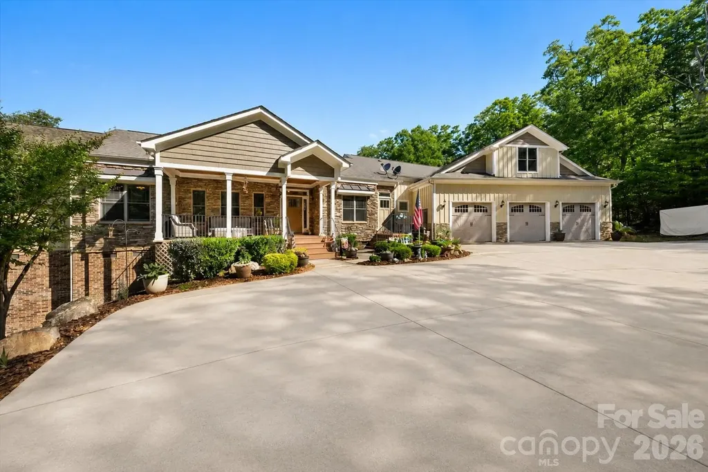 2207 Sierra Trace Road Denton NC 27239
