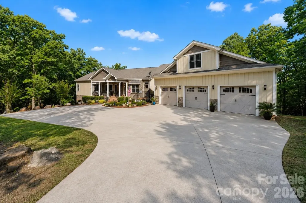 2207 Sierra Trace Road Denton NC 27239