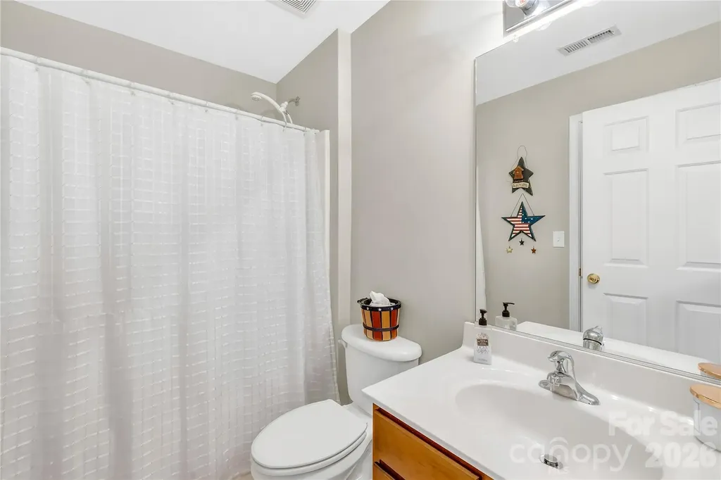15711 King Louis Court Charlotte NC 28277