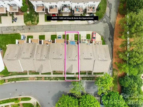 15711 King Louis Court Charlotte NC 28277
