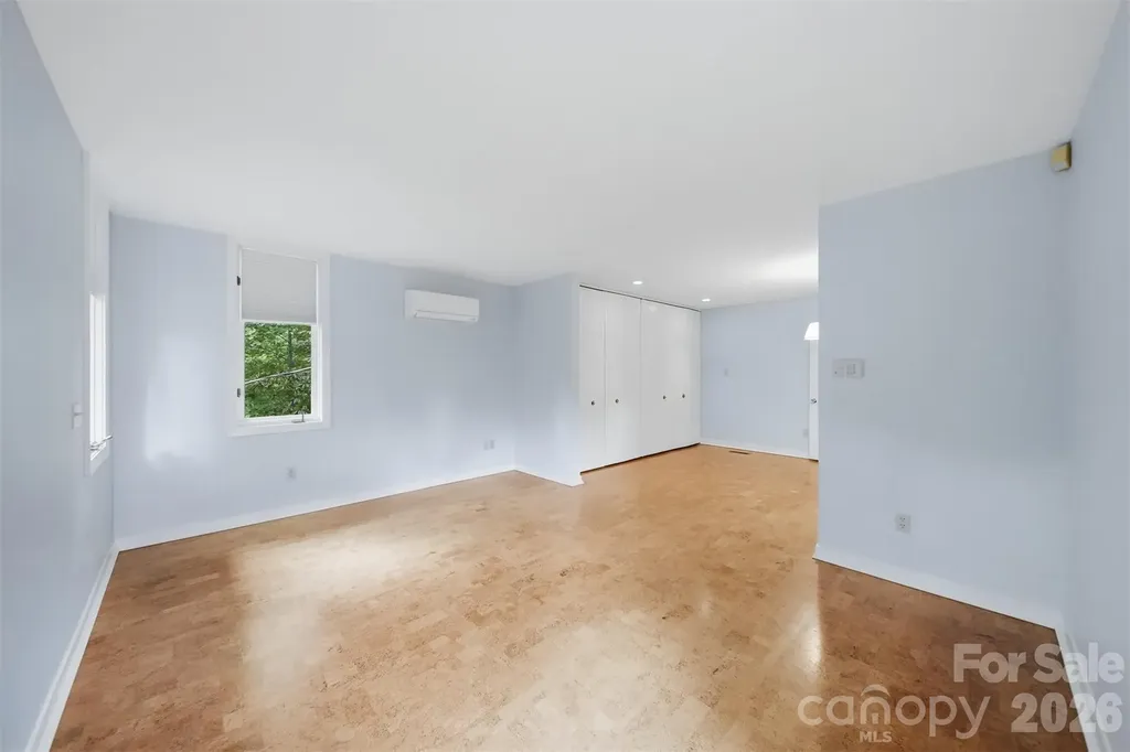 141 36th Avenue NW Hickory NC 28601