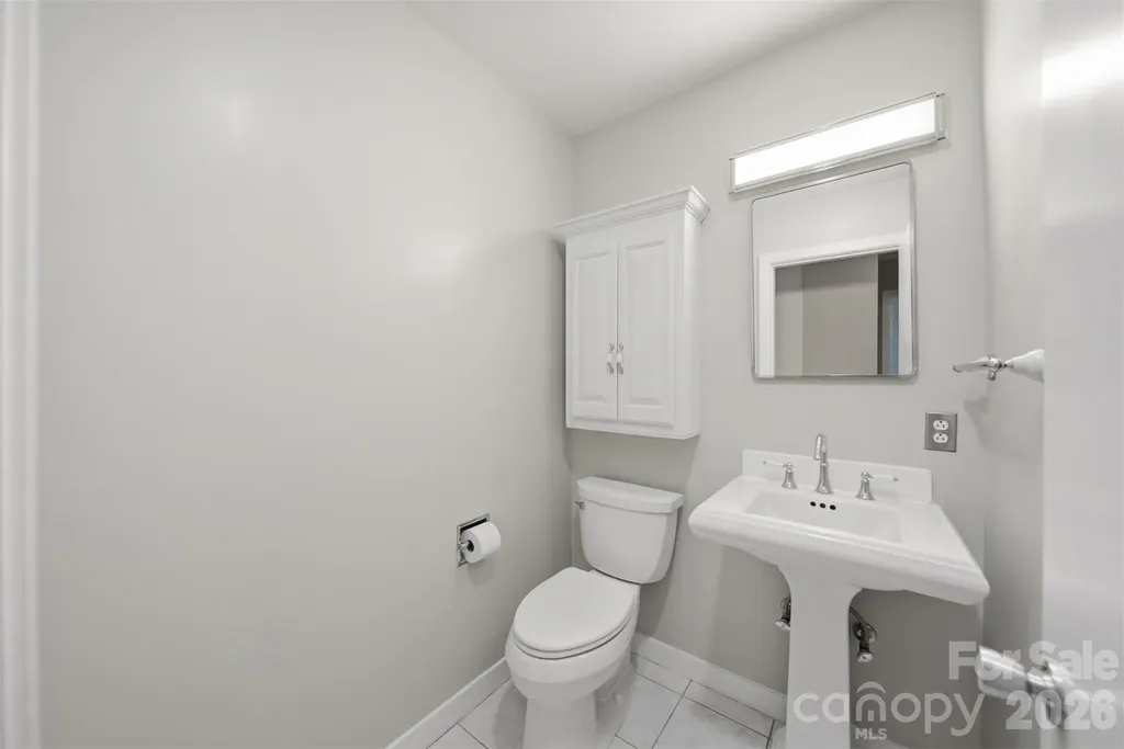 141 36th Avenue NW Hickory NC 28601