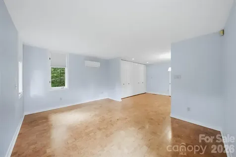 141 36th Avenue NW Hickory NC 28601