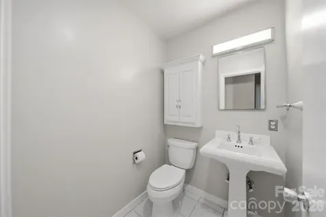 141 36th Avenue NW Hickory NC 28601