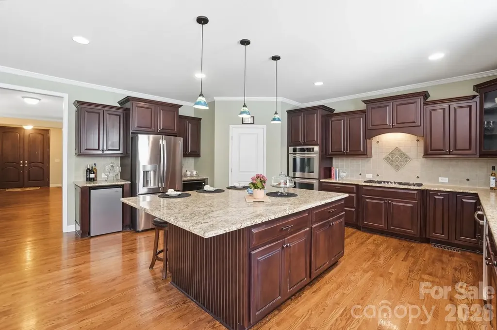 3219 Lakehurst Crossing Matthews NC 28104