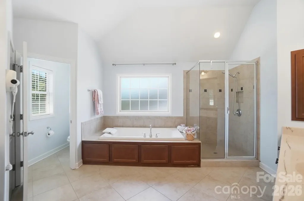 3219 Lakehurst Crossing Matthews NC 28104