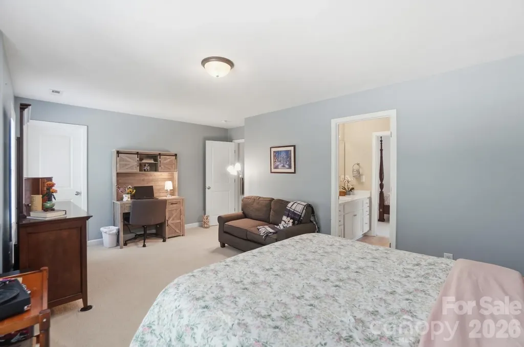 3219 Lakehurst Crossing Matthews NC 28104
