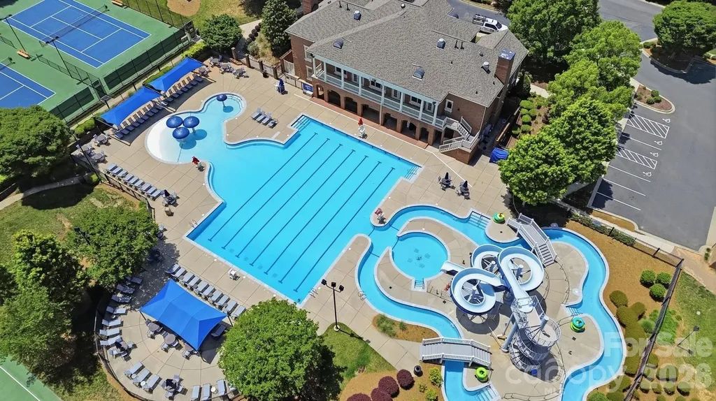 3219 Lakehurst Crossing Matthews NC 28104