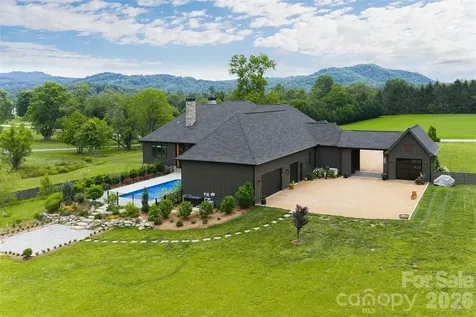 23 Benton Farms Lane Horse Shoe NC 28742