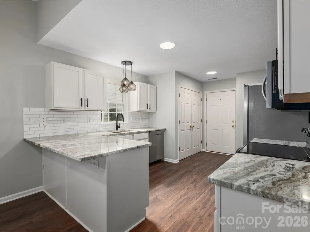 88 Wiltshire Circle Fletcher NC 28732