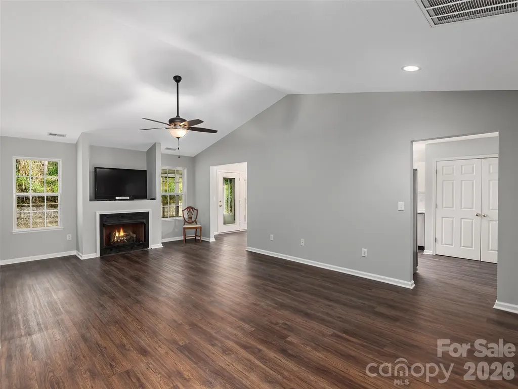 88 Wiltshire Circle Fletcher NC 28732