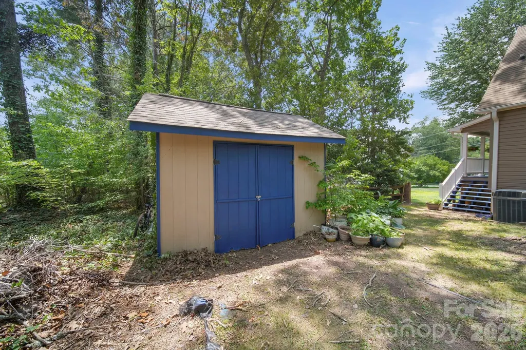 7813 Red Robin Trail Denver NC 28037