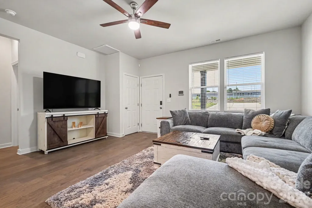 2664 Meadow Street Gaston NC 28056