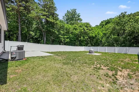 2664 Meadow Street Gaston NC 28056