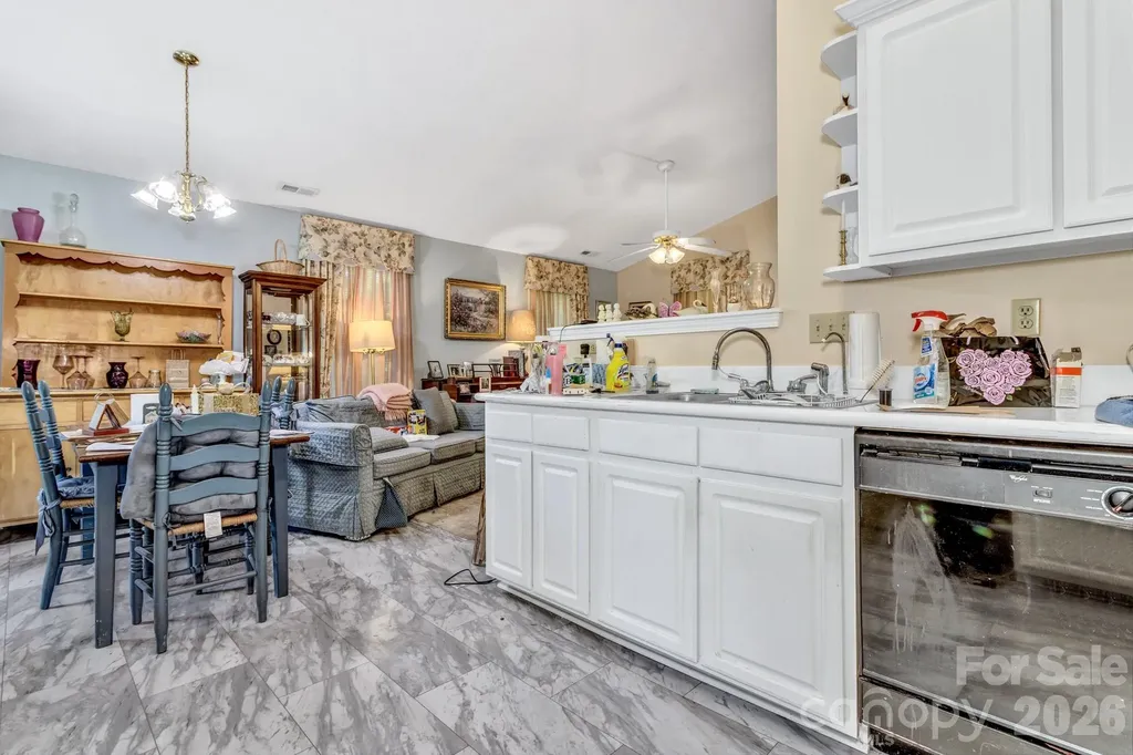 105 Amelia Drive Hendersonville NC 28792