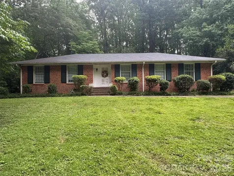 6824 Linda Lake Drive Charlotte NC 28215