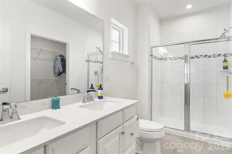 10050 Lilac Court Charlotte NC 28215
