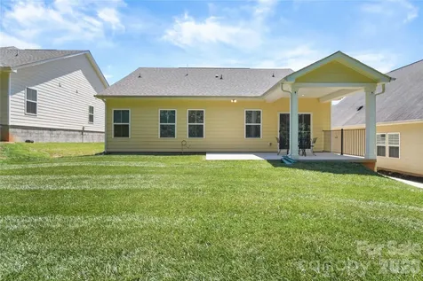 10050 Lilac Court Charlotte NC 28215
