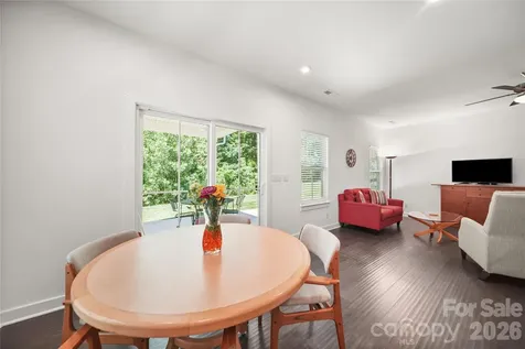 10050 Lilac Court Charlotte NC 28215
