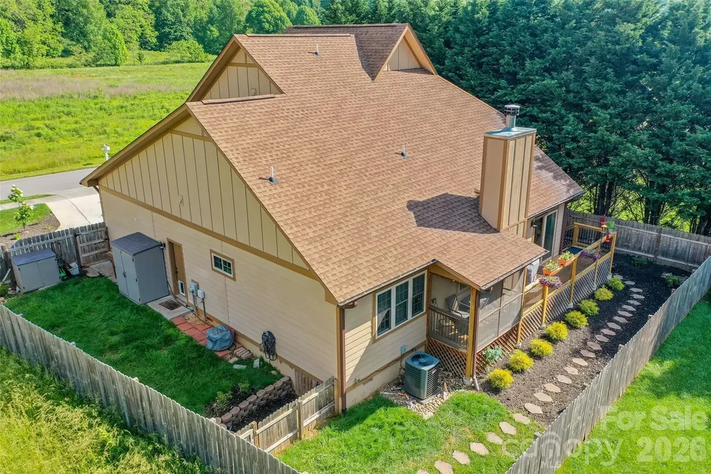 1429 Moody Farm Road Maggie Valley NC 28751