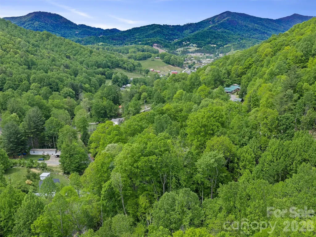 1331 Georges Fork Road Burnsville NC 28714