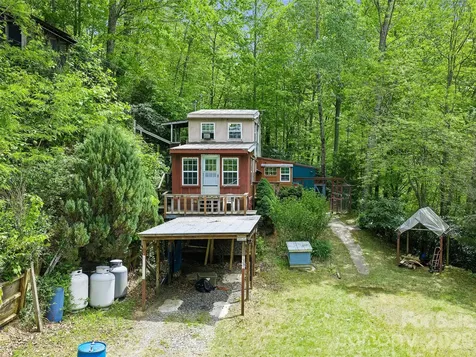 1331 Georges Fork Road Burnsville NC 28714