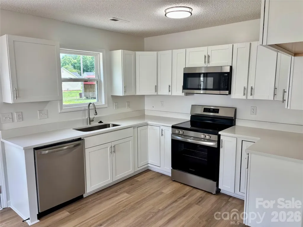 1002 Crescent Way Wingate NC 28174