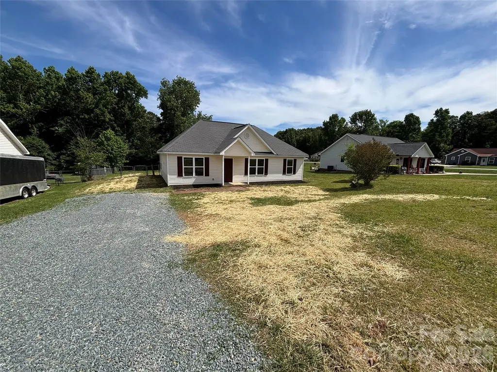 1002 Crescent Way Wingate NC 28174