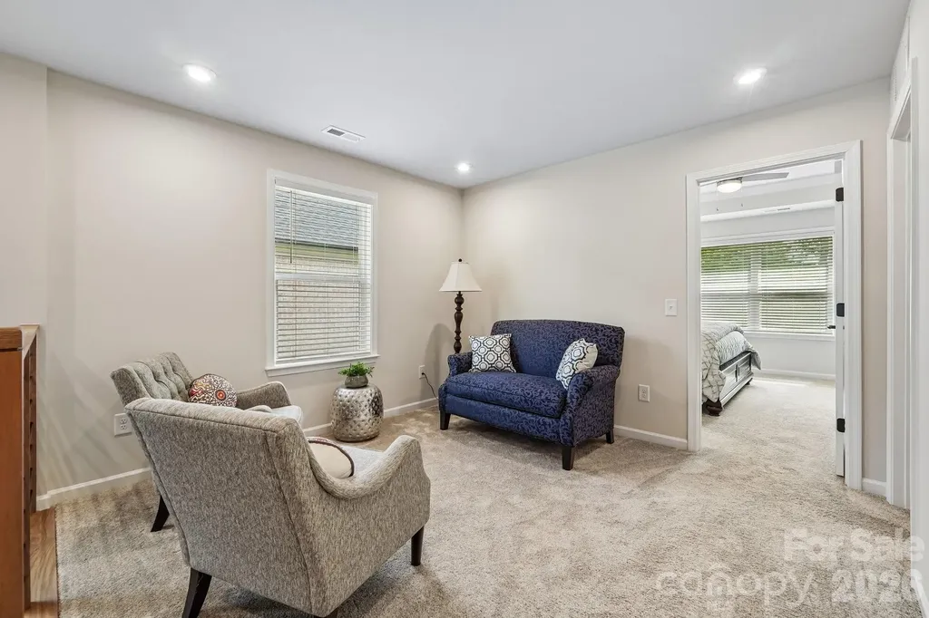 8137 Franklin Trail Street Charlotte NC 28227