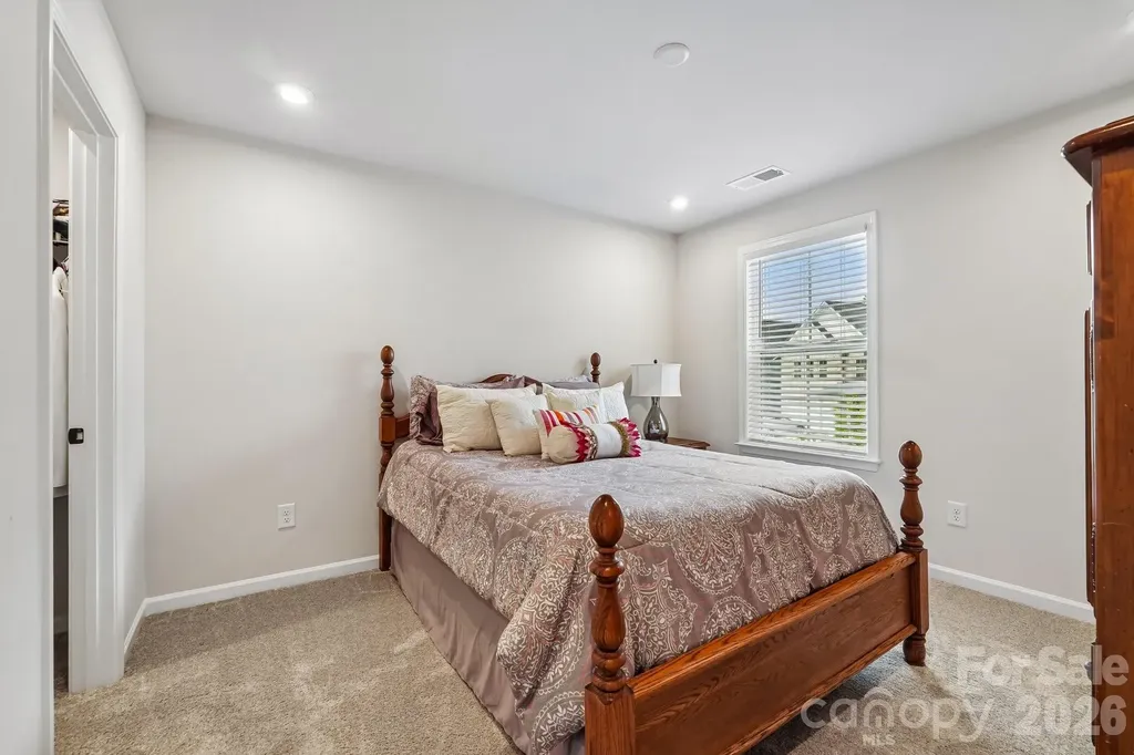 8137 Franklin Trail Street Charlotte NC 28227
