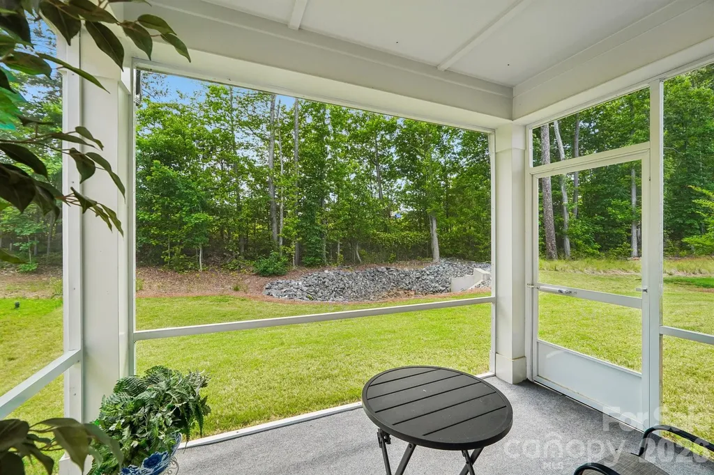 8137 Franklin Trail Street Charlotte NC 28227