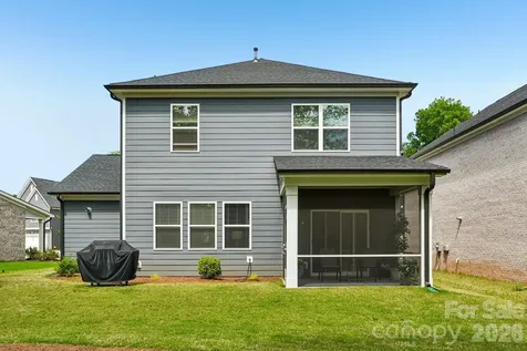 8137 Franklin Trail Street Charlotte NC 28227