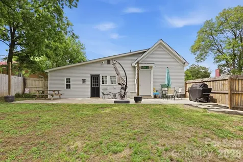 92 NW Meadow Avenue NE Concord NC 28025
