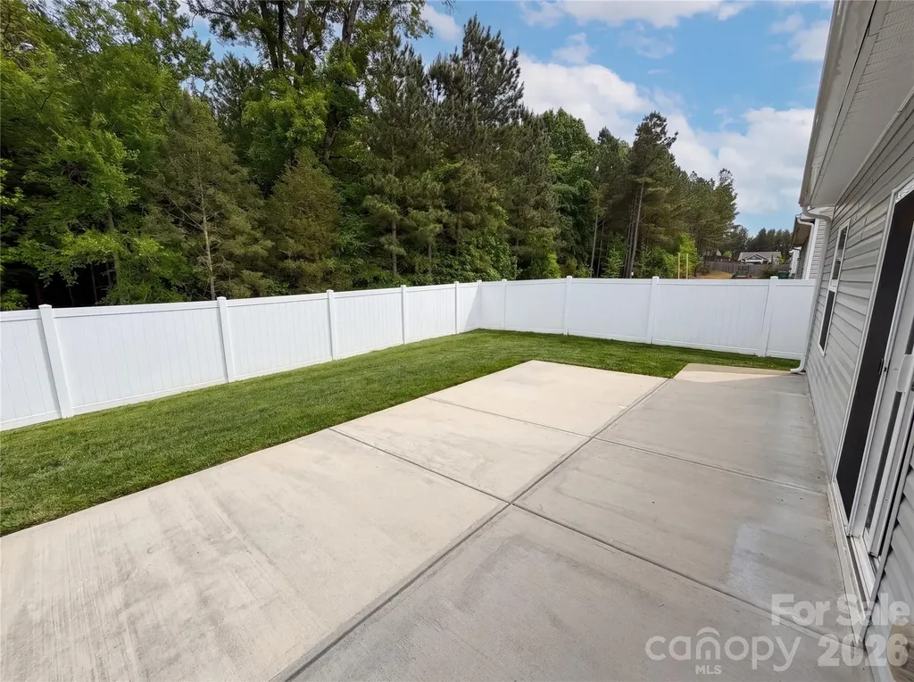 7336 Amberly Hills Road Charlotte NC 28215