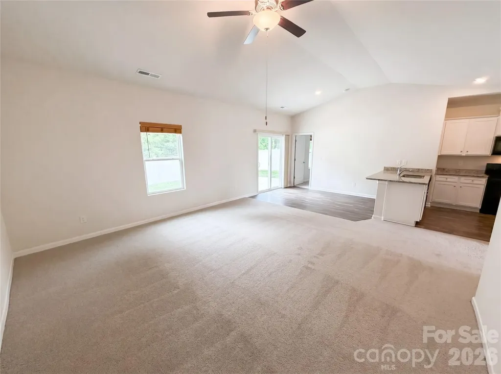 7336 Amberly Hills Road Charlotte NC 28215