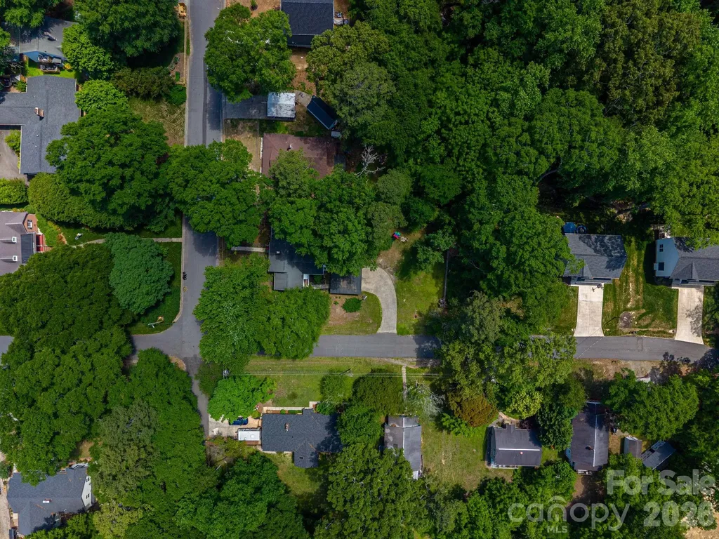 823 N Laurel Street Lincolnton NC 28092