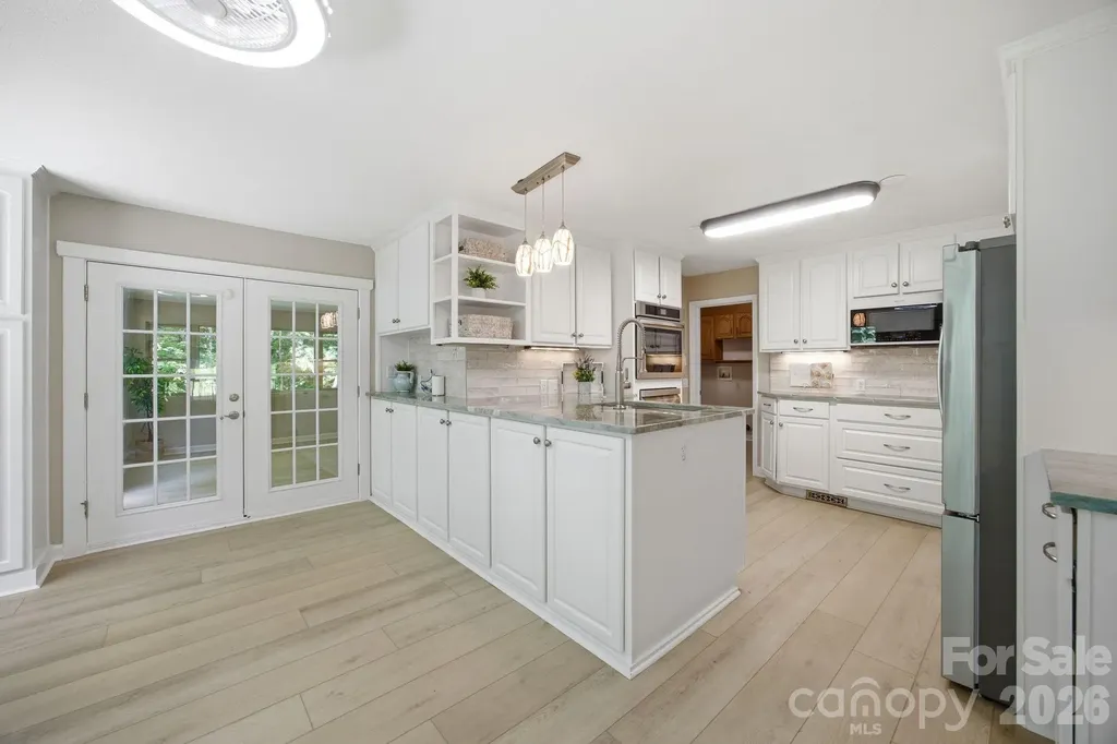 195 Azalea Road Mooresville NC 28115