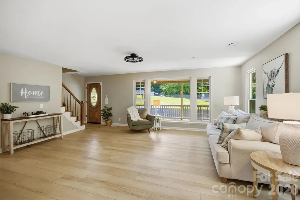 195 Azalea Road Mooresville NC 28115
