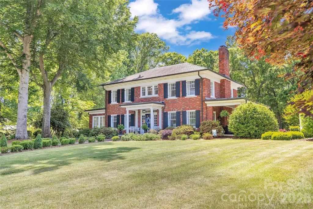 128 W Colonial Drive Salisbury NC 28144