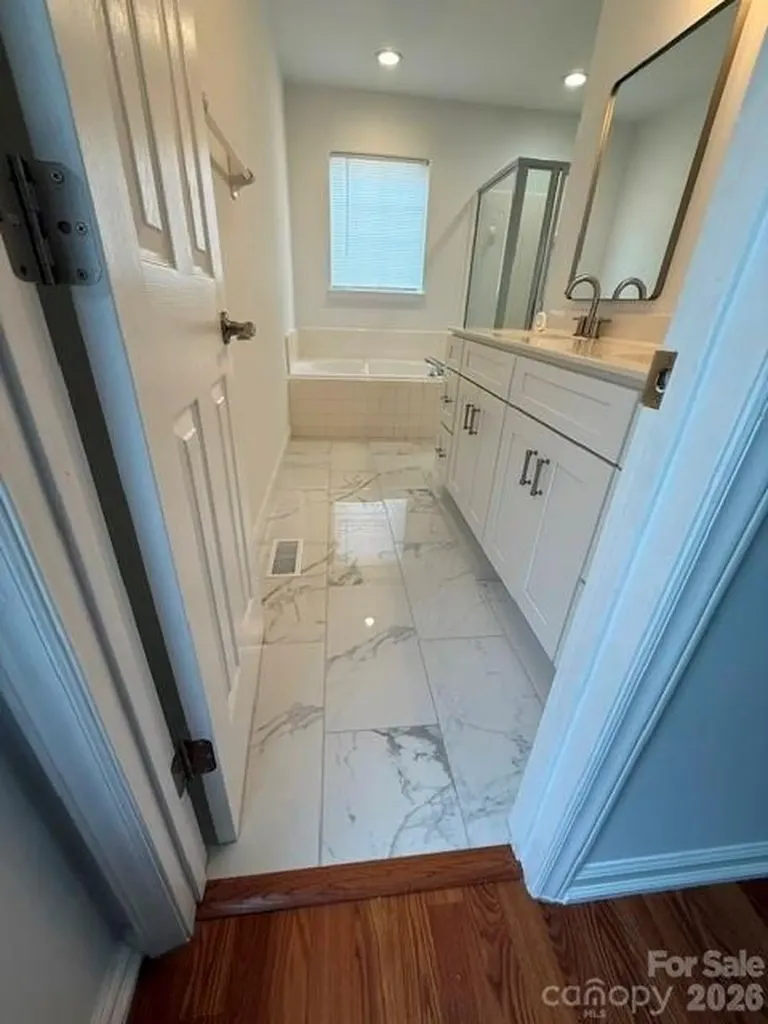 1141 Cureton Place Charlotte NC 28217