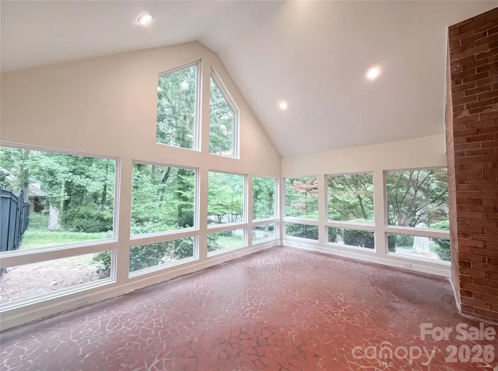 318 Valley Stream Road Statesville NC 28677
