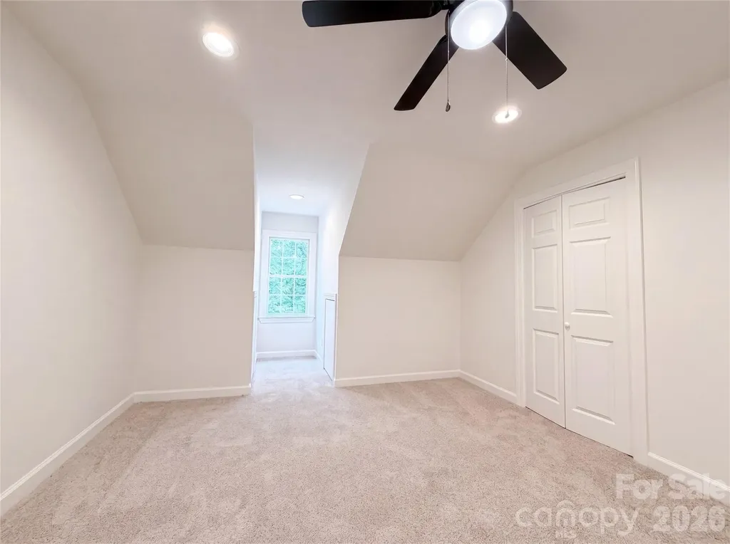 318 Valley Stream Road Statesville NC 28677