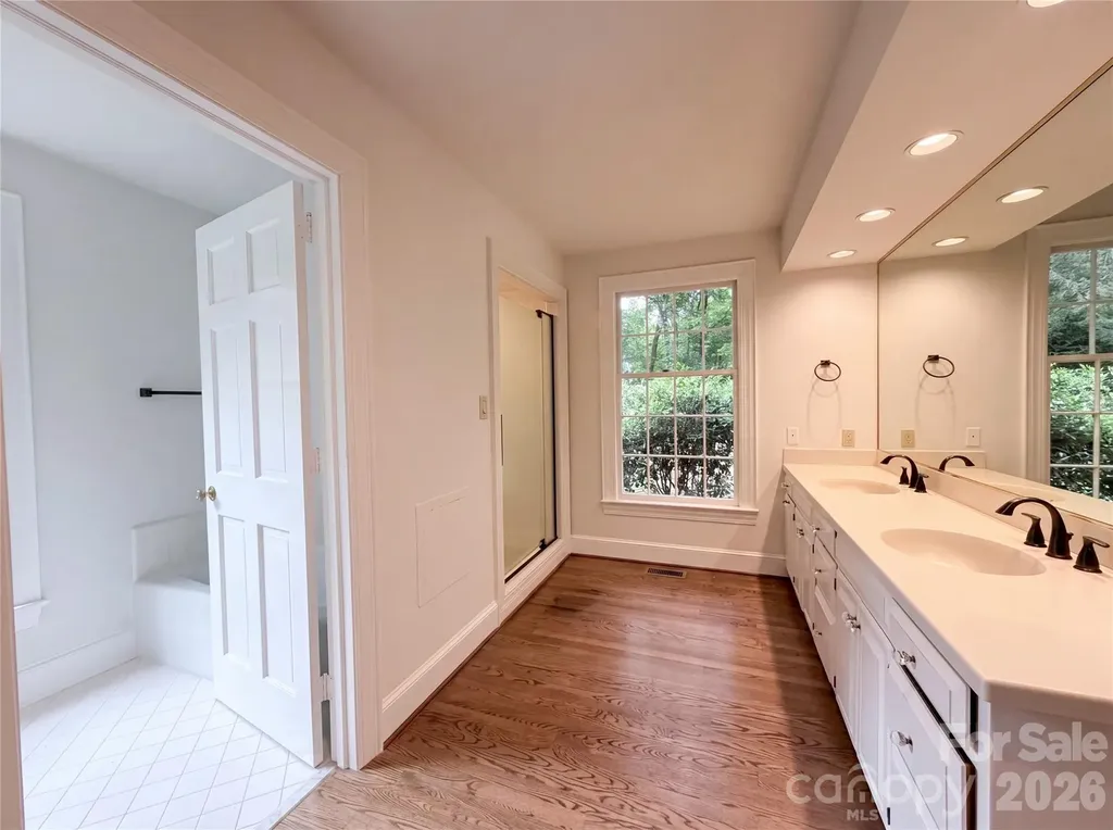318 Valley Stream Road Statesville NC 28677