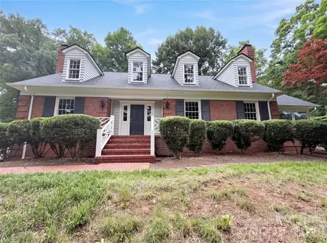 318 Valley Stream Road Statesville NC 28677