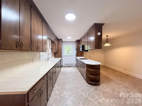 318 Valley Stream Road Statesville NC 28677