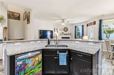 7048 Woodsbay Lane Rock Hill SC 29732
