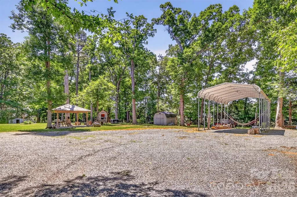9807 Black Road Midland NC 28107