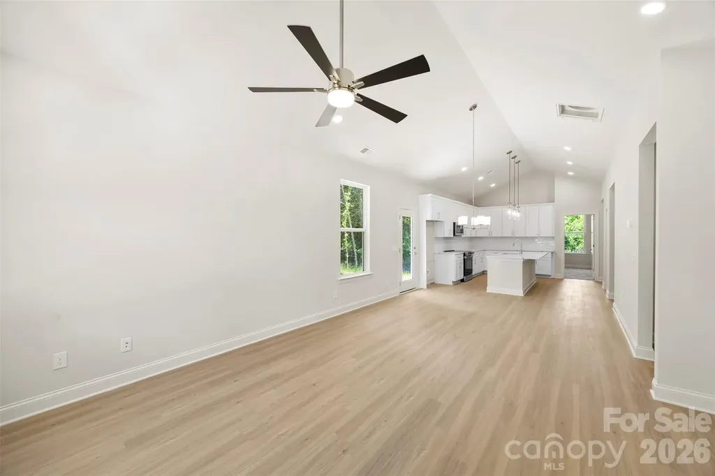 128 Slate Drive Statesville NC 28625