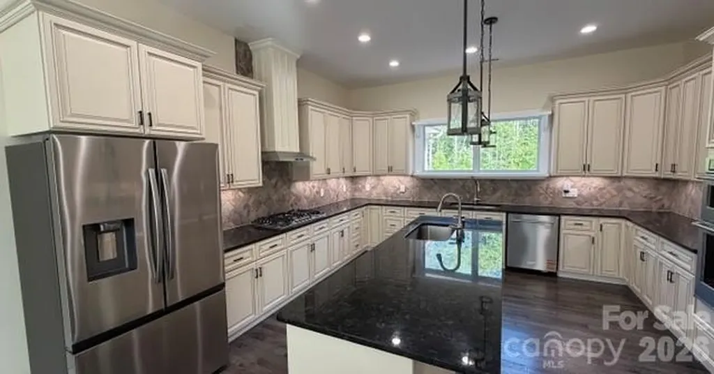 2026 Robert Drive Morganton NC 28655