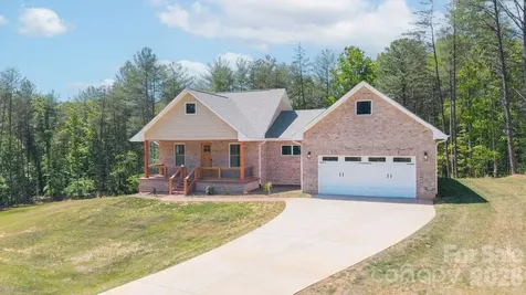 2026 Robert Drive Morganton NC 28655
